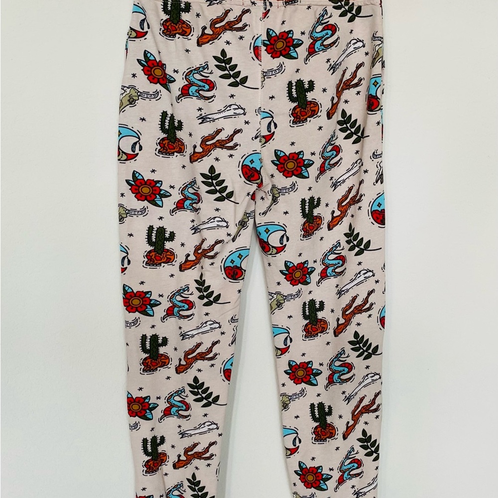 Men,s No Boundries sweatpants, w/South of Border Design Size 28 -30 waist.  EUC - Picture 3 of 9